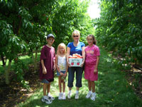 Family Fun Picking Peaches at Parlee Farms
